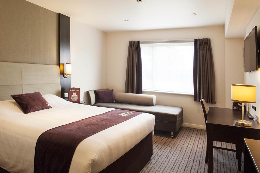Premier Inn London City - Aldgate חדר תמונה